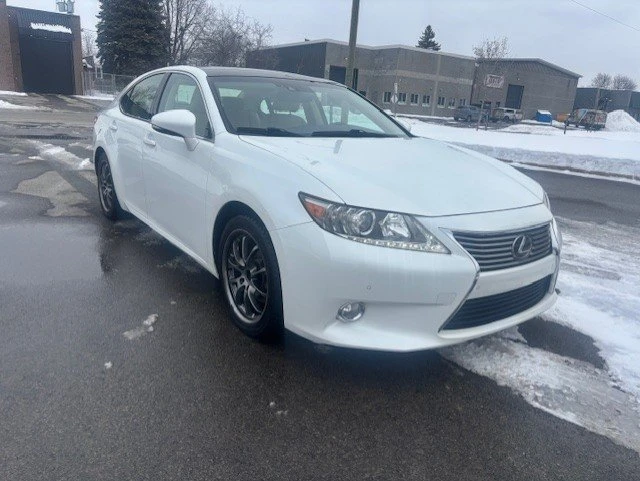 2013 Lexus ES 6th Gen - Image 2 of 20