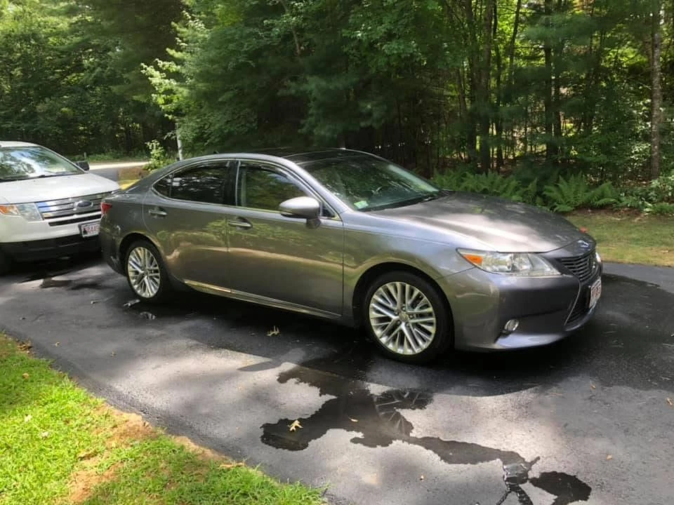 2013 Lexus ES 6th Gen - Image 4 of 19