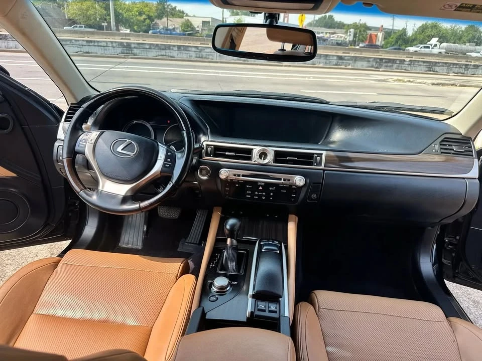 2013 Lexus GS 4th Gen - Image 15 of 20