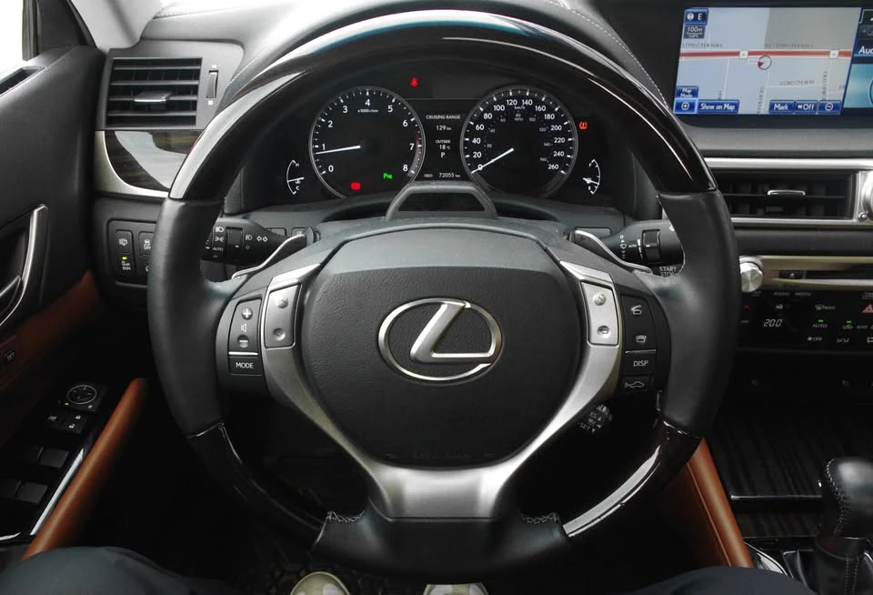 2013 Lexus GS 4th Gen - Image 5 of 12