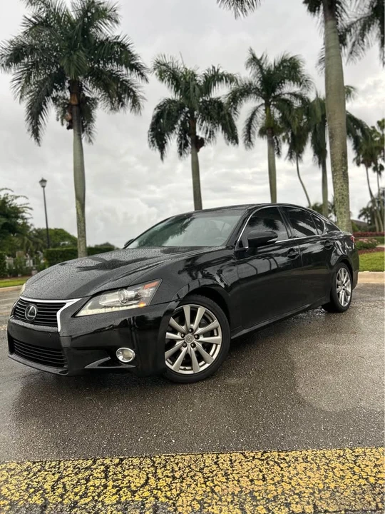 2013 Lexus GS 4th Gen - Image 2 of 19