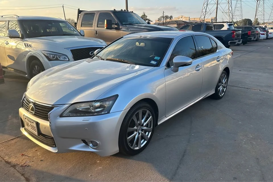 2013 Lexus GS 4th Gen - Image 2 of 7