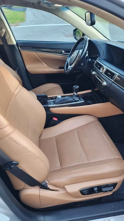 2013 Lexus GS 4th Gen - Image 11 of 13