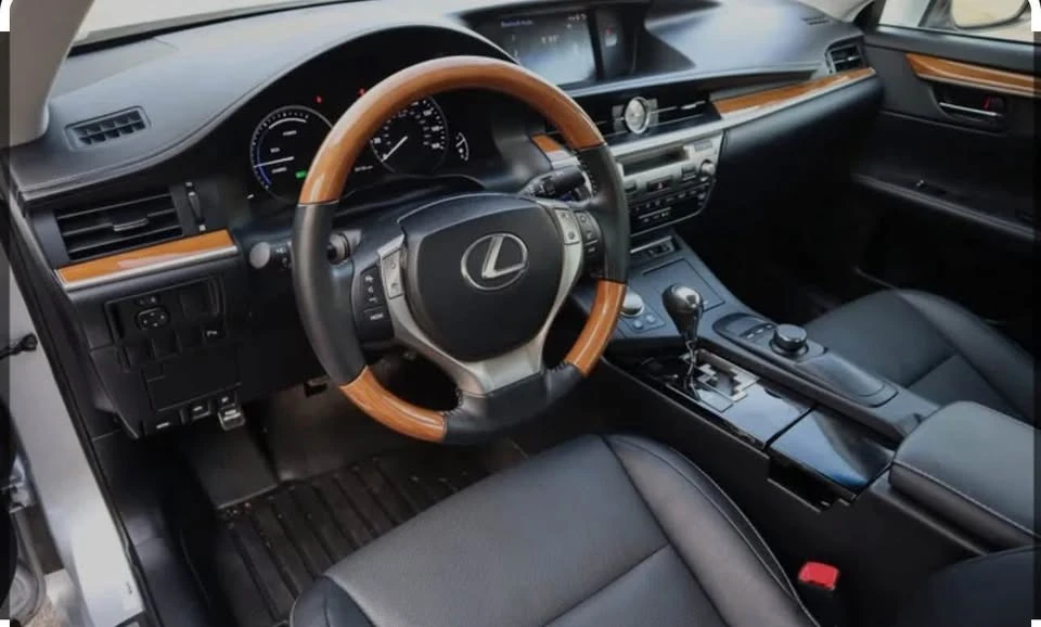2013 Lexus GS 4th Gen - Image 5 of 6