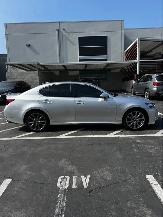 2013 Lexus GS 4th Gen - Image 4 of 18