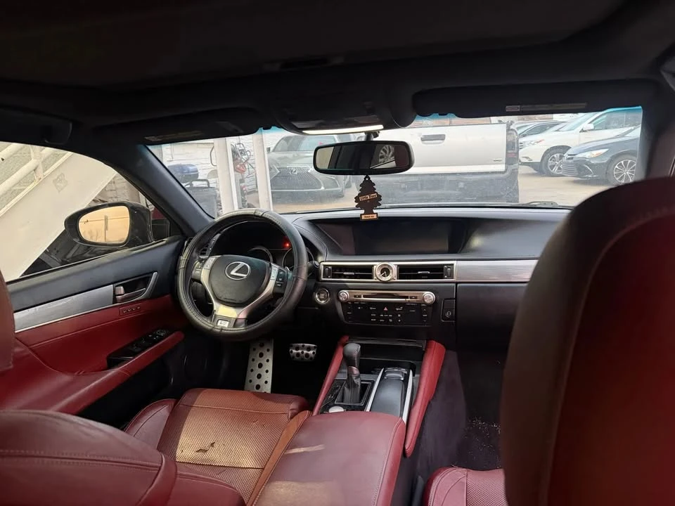 2013 Lexus GS 4th Gen - Image 11 of 12
