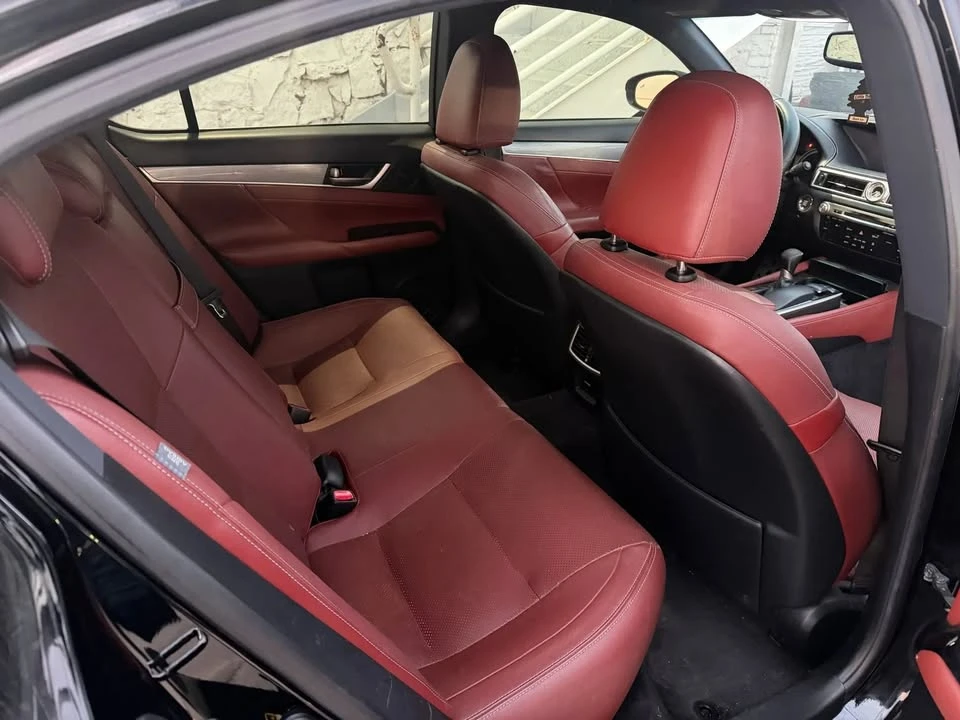 2013 Lexus GS 4th Gen - Image 10 of 12