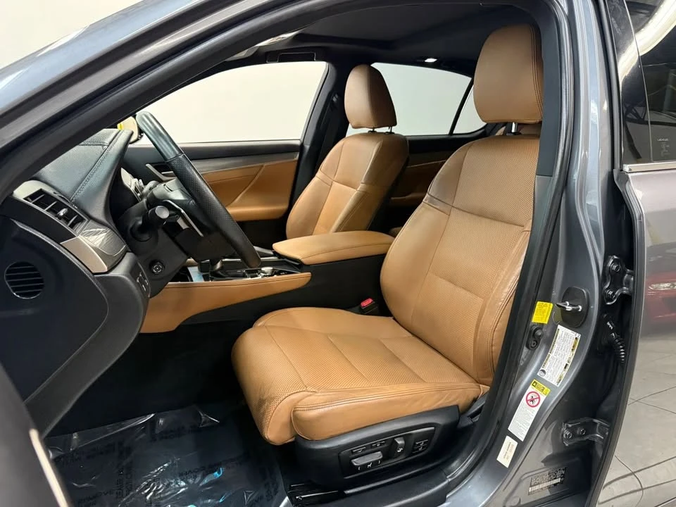 2013 Lexus GS 4th Gen - Image 10 of 20