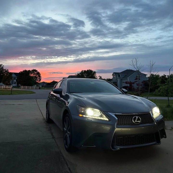 2013 Lexus GS 4th Gen - Image 8 of 11