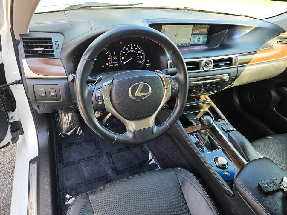 2013 Lexus GS 4th Gen - Image 10 of 20