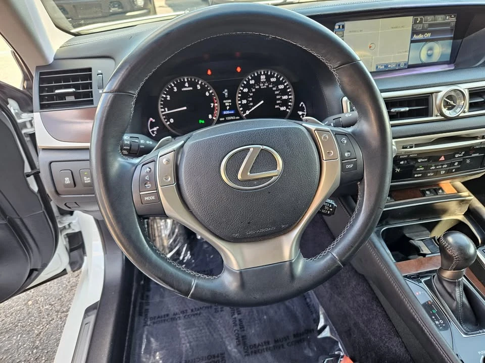2013 Lexus GS 4th Gen - Image 9 of 20