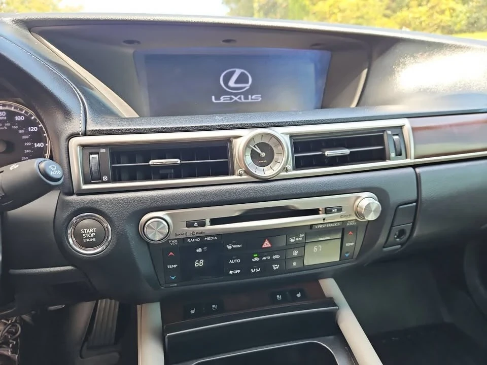 2013 Lexus GS 4th Gen - Image 18 of 20