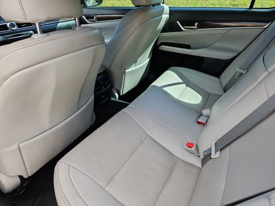 2013 Lexus GS 4th Gen - Image 13 of 20