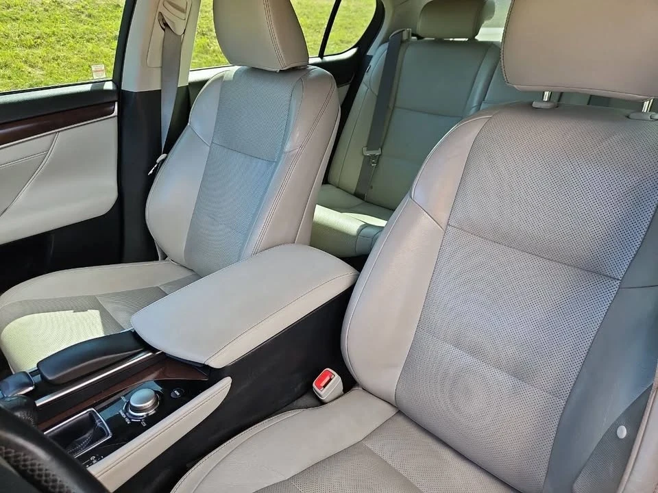 2013 Lexus GS 4th Gen - Image 11 of 20