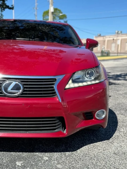 2013 Lexus GS 4th Gen - Image 2 of 17
