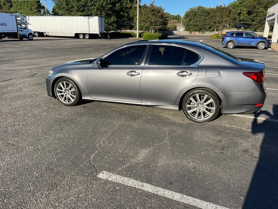 2013 Lexus GS 4th Gen - Image 2 of 9
