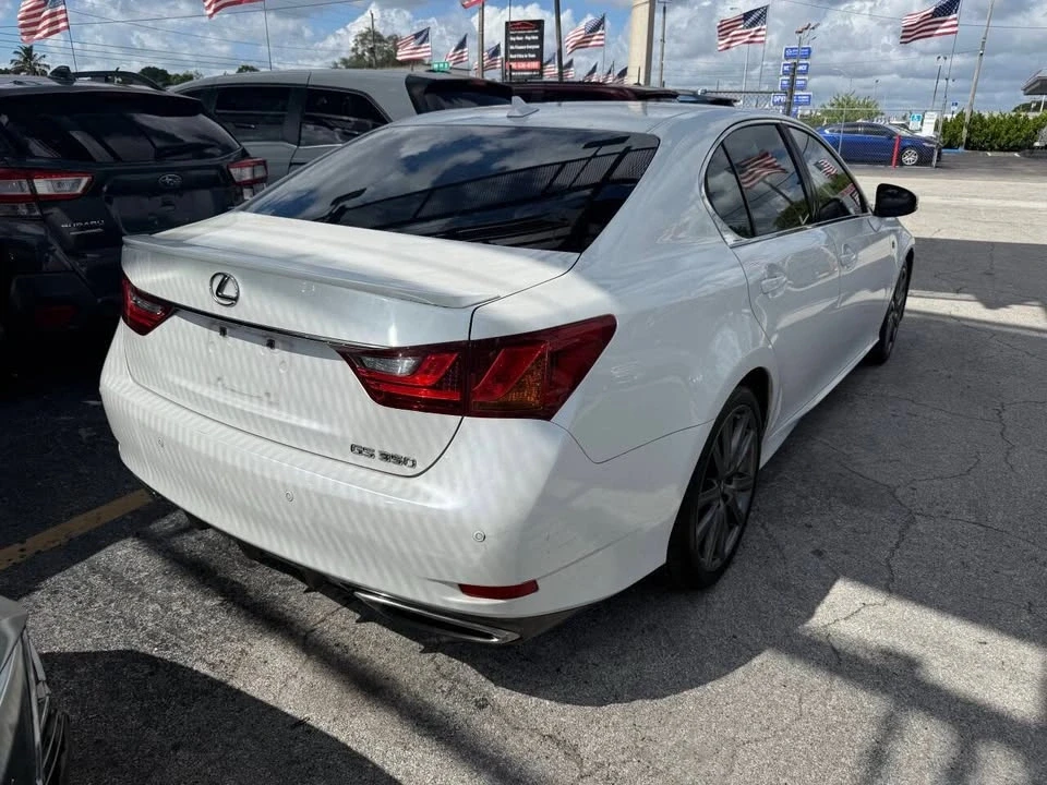 2013 Lexus GS 4th Gen - Image 4 of 8
