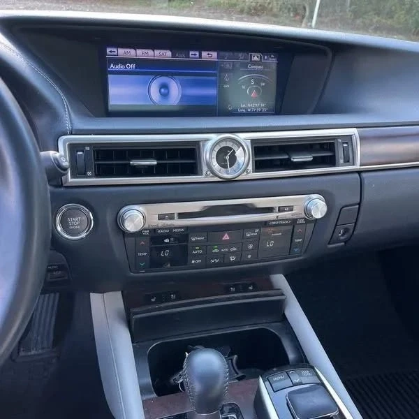 2013 Lexus GS 4th Gen - Image 12 of 16