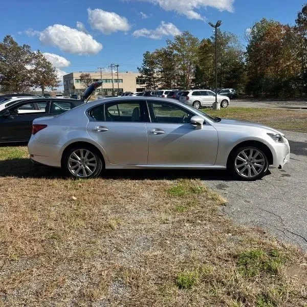 2013 Lexus GS 4th Gen - Image 14 of 16