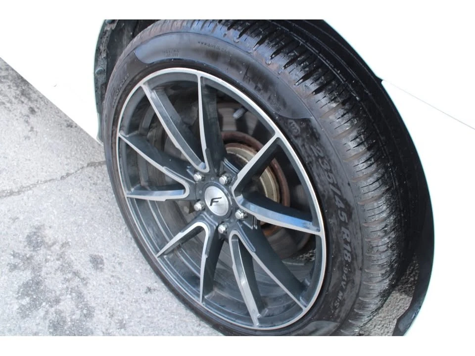 2013 Lexus GS 4th Gen - Image 11 of 20