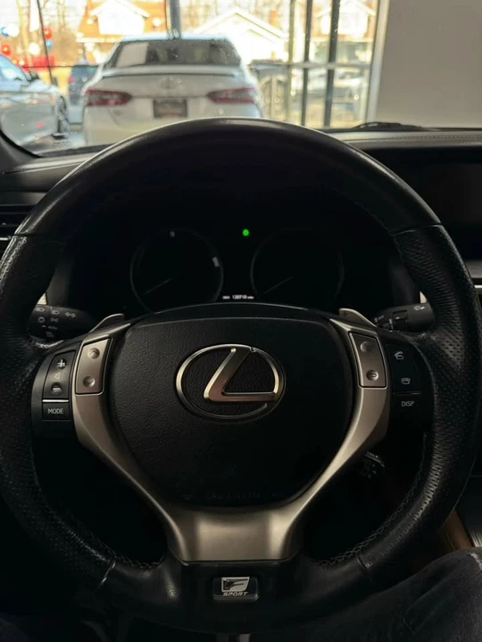 2013 Lexus GS 4th Gen - Image 19 of 19
