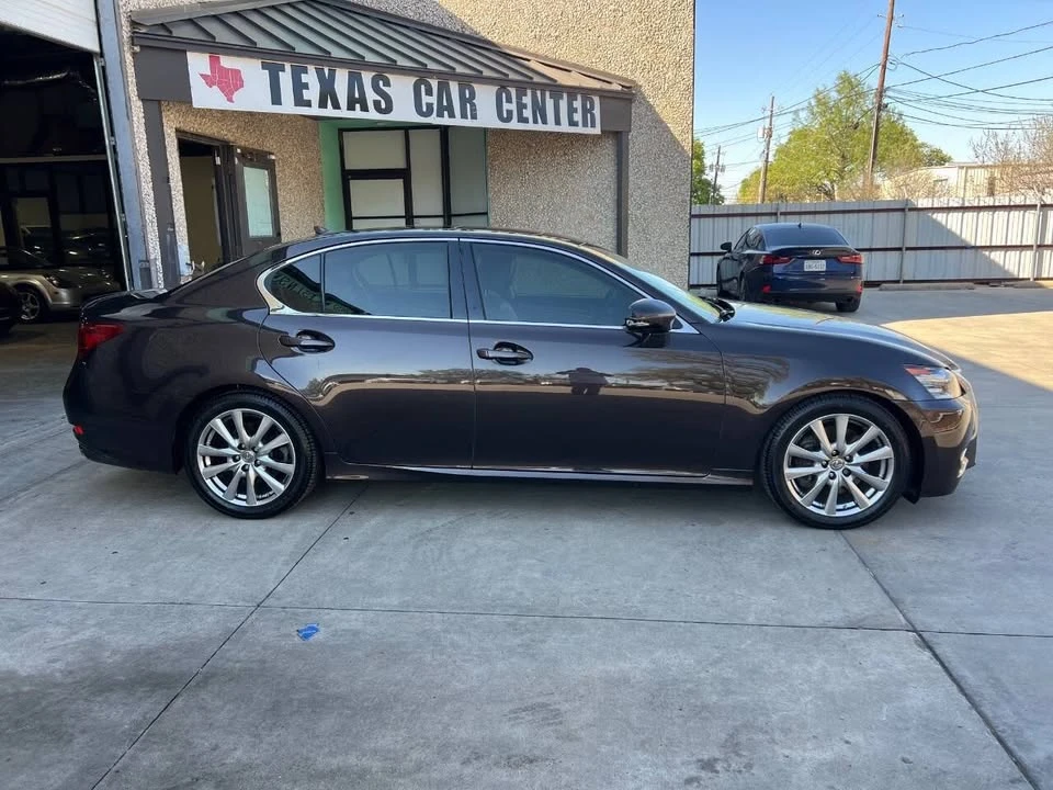 2013 Lexus GS 4th Gen - Image 4 of 15