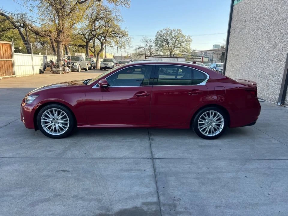 2013 Lexus GS 4th Gen - Image 8 of 15