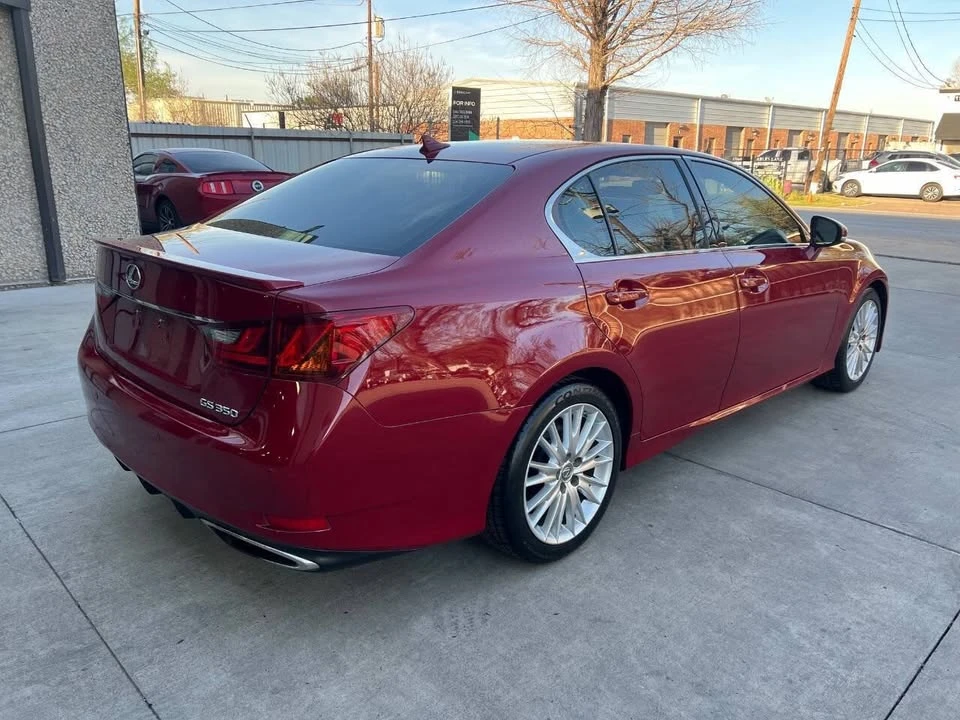 2013 Lexus GS 4th Gen - Image 5 of 15