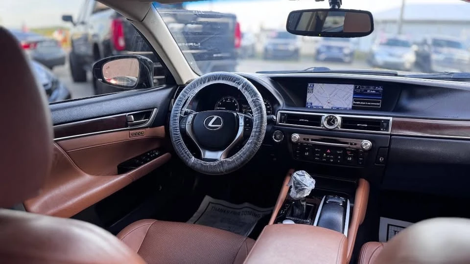 2013 Lexus GS 4th Gen - Image 6 of 17