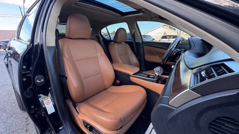2013 Lexus GS 4th Gen - Image 13 of 17