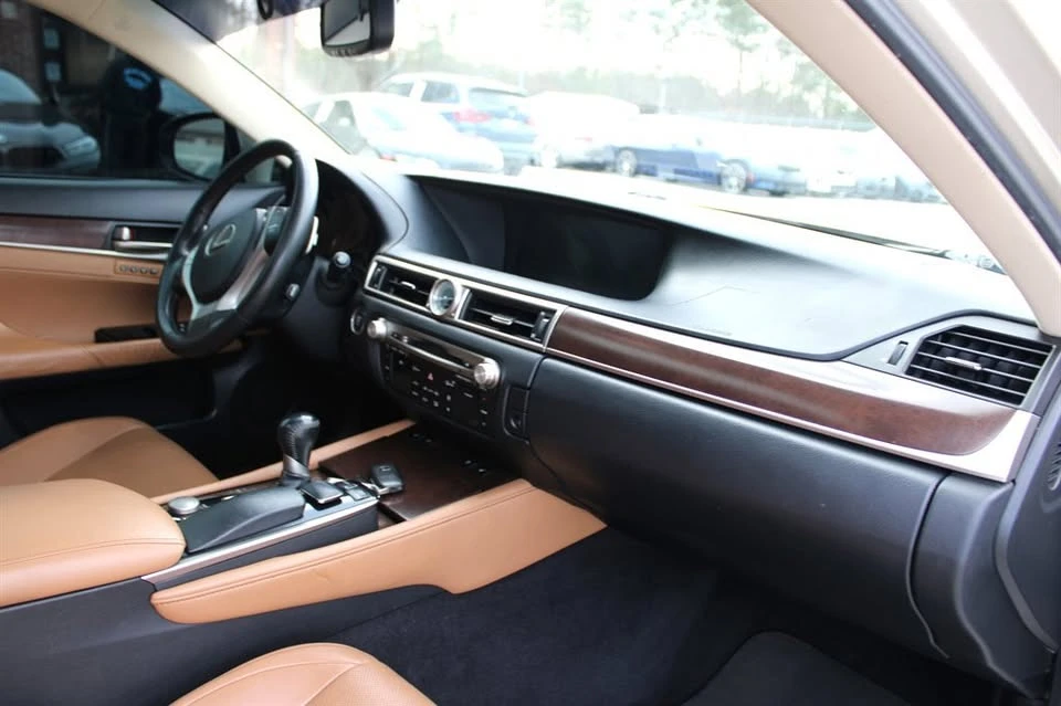 2013 Lexus GS 4th Gen - Image 19 of 20