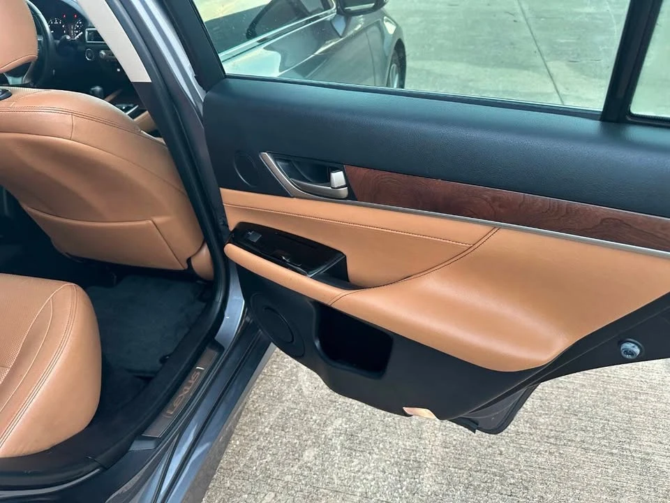 2013 Lexus GS 4th Gen - Image 19 of 20
