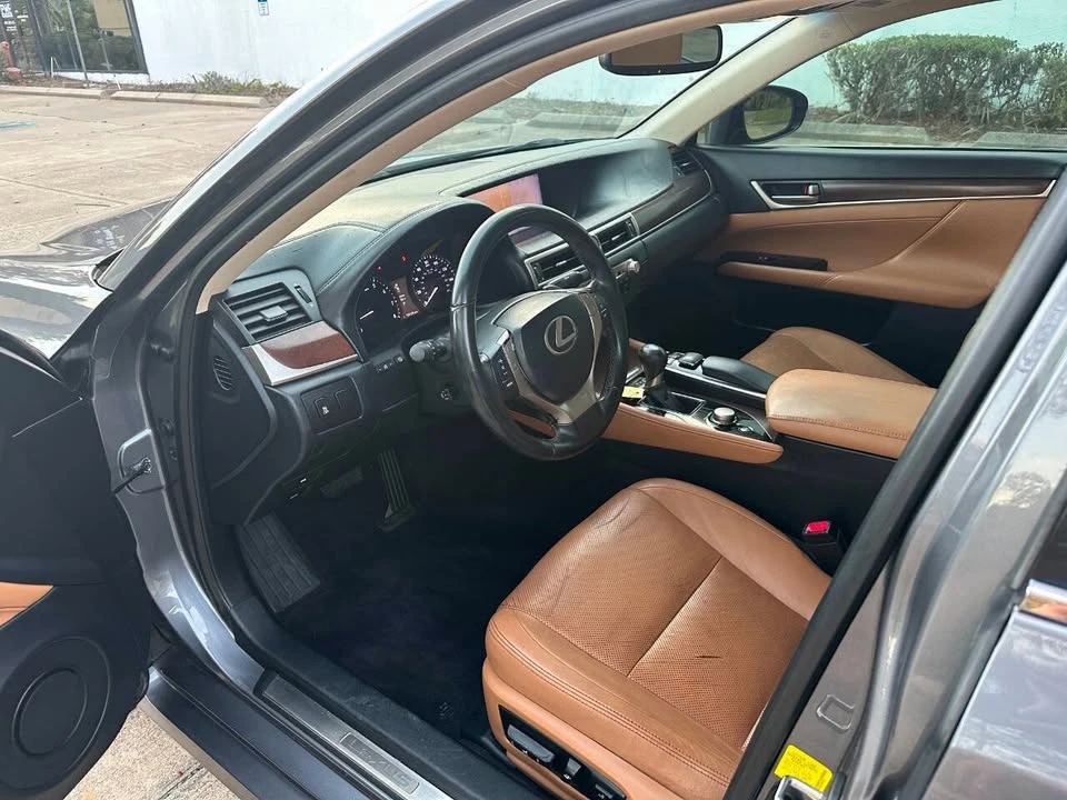 2013 Lexus GS 4th Gen - Image 10 of 20