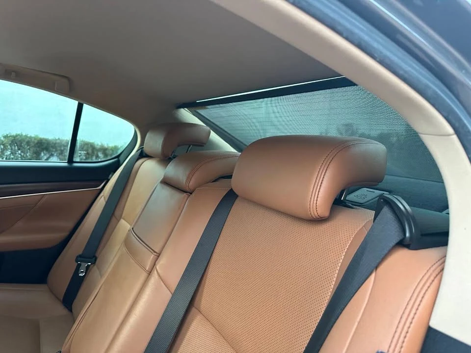 2013 Lexus GS 4th Gen - Image 16 of 20