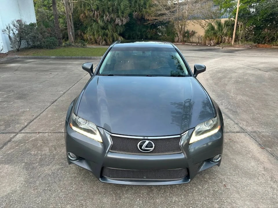 2013 Lexus GS 4th Gen - Image 9 of 20