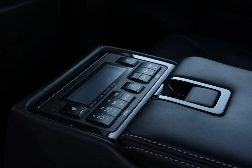 2013 Lexus GS 3rd Gen - Image 15 of 20