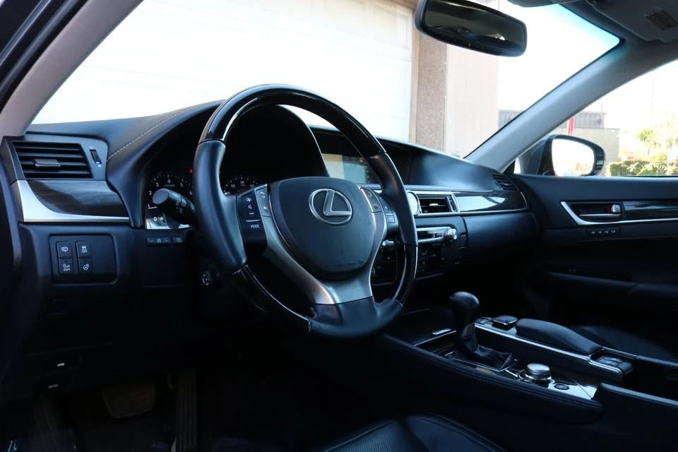 2013 Lexus GS 3rd Gen - Image 11 of 20