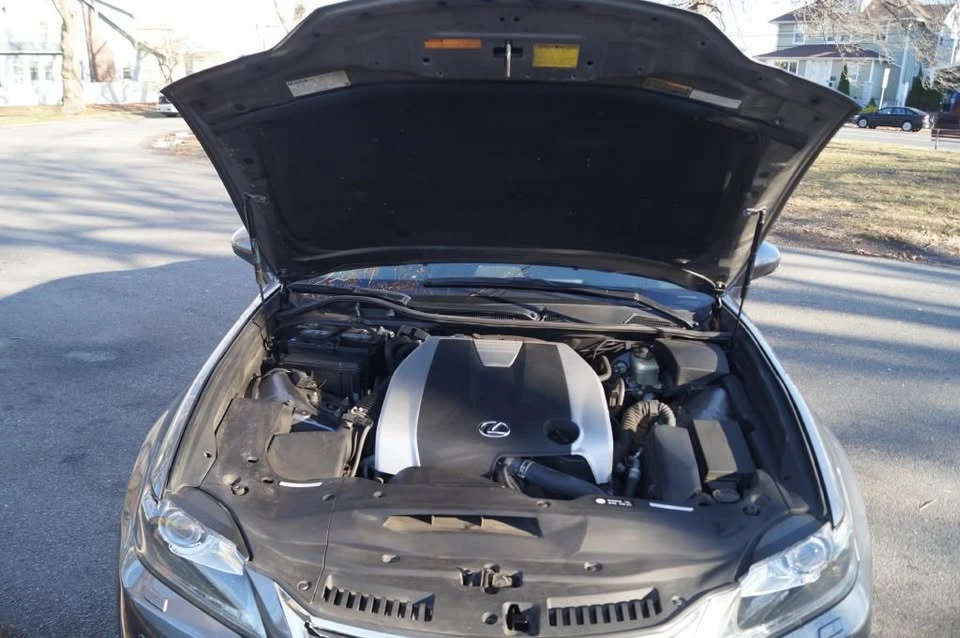 2013 Lexus GS 4th Gen - Image 15 of 20