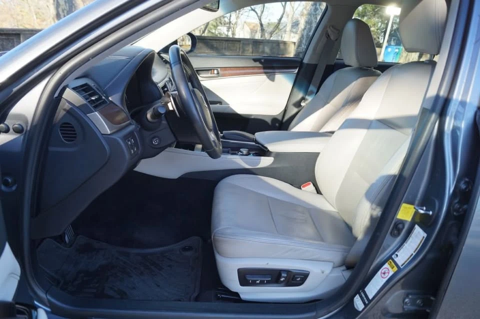 2013 Lexus GS 4th Gen - Image 18 of 20