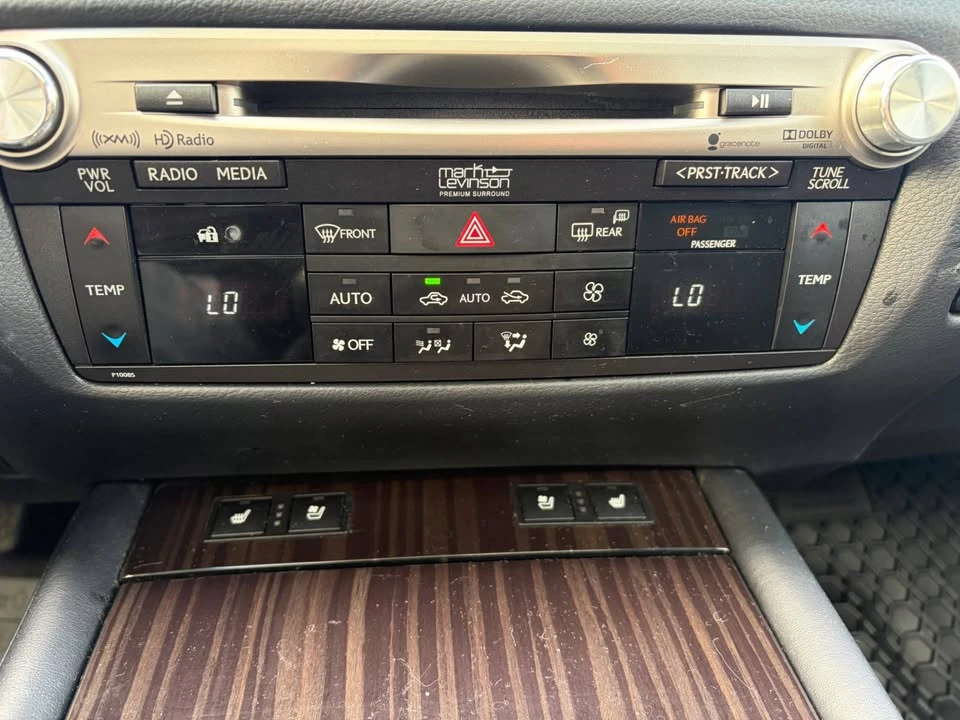 2013 Lexus GS 4th Gen - Image 17 of 19