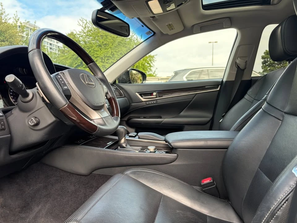 2013 Lexus GS 4th Gen - Image 11 of 19