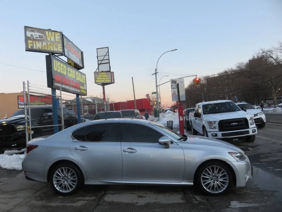 2013 Lexus GS 4th Gen - Image 9 of 20