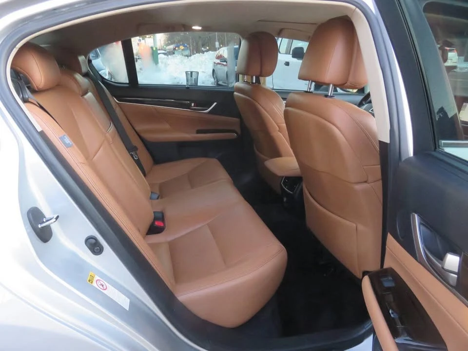 2013 Lexus GS 4th Gen - Image 19 of 20