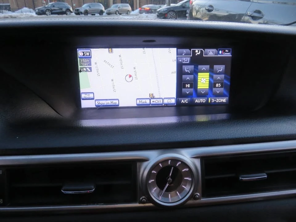 2013 Lexus GS 4th Gen - Image 16 of 20