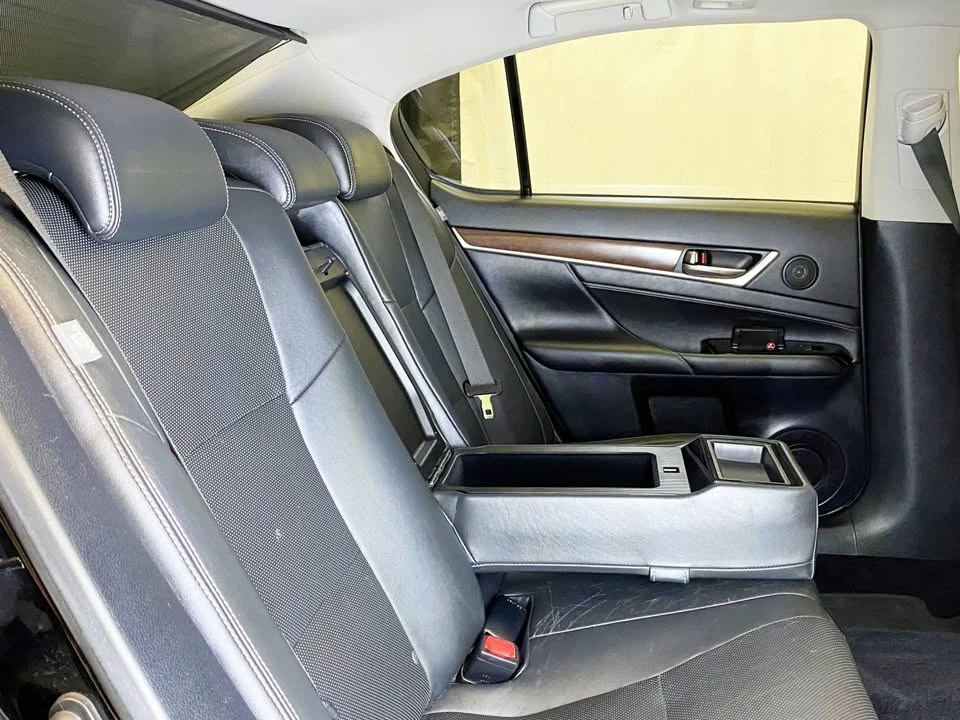 2013 Lexus GS 4th Gen - Image 16 of 20