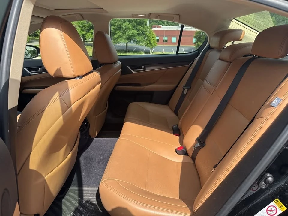 2013 Lexus GS 4th Gen - Image 8 of 11