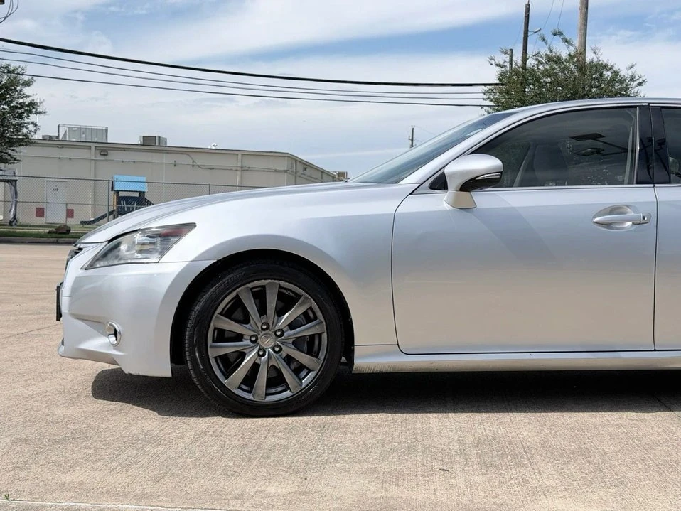 2013 Lexus GS 4th Gen - Image 12 of 20
