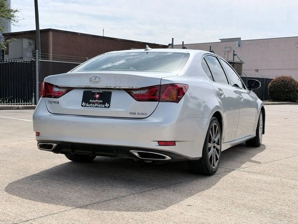 2013 Lexus GS 4th Gen - Image 5 of 20