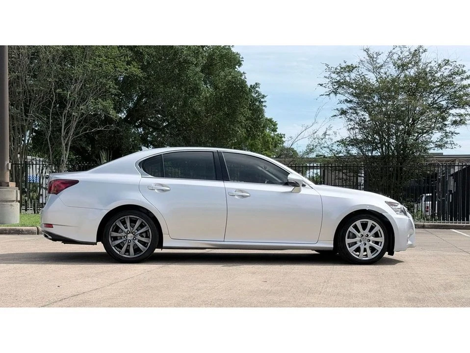 2013 Lexus GS 4th Gen - Image 4 of 20