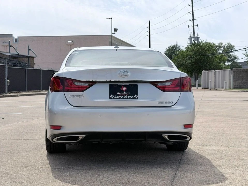 2013 Lexus GS 4th Gen - Image 11 of 20